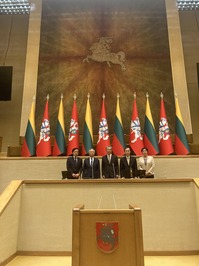 リトアニア国会.jpg